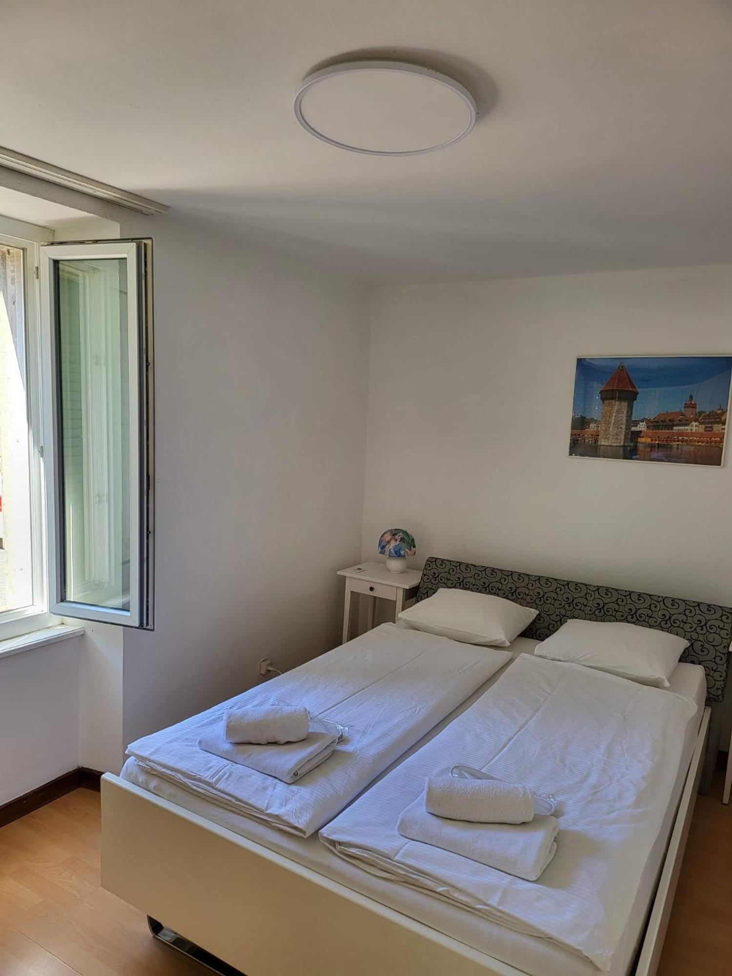Bastis Central Guesthouse Lucerne City Extérieur photo