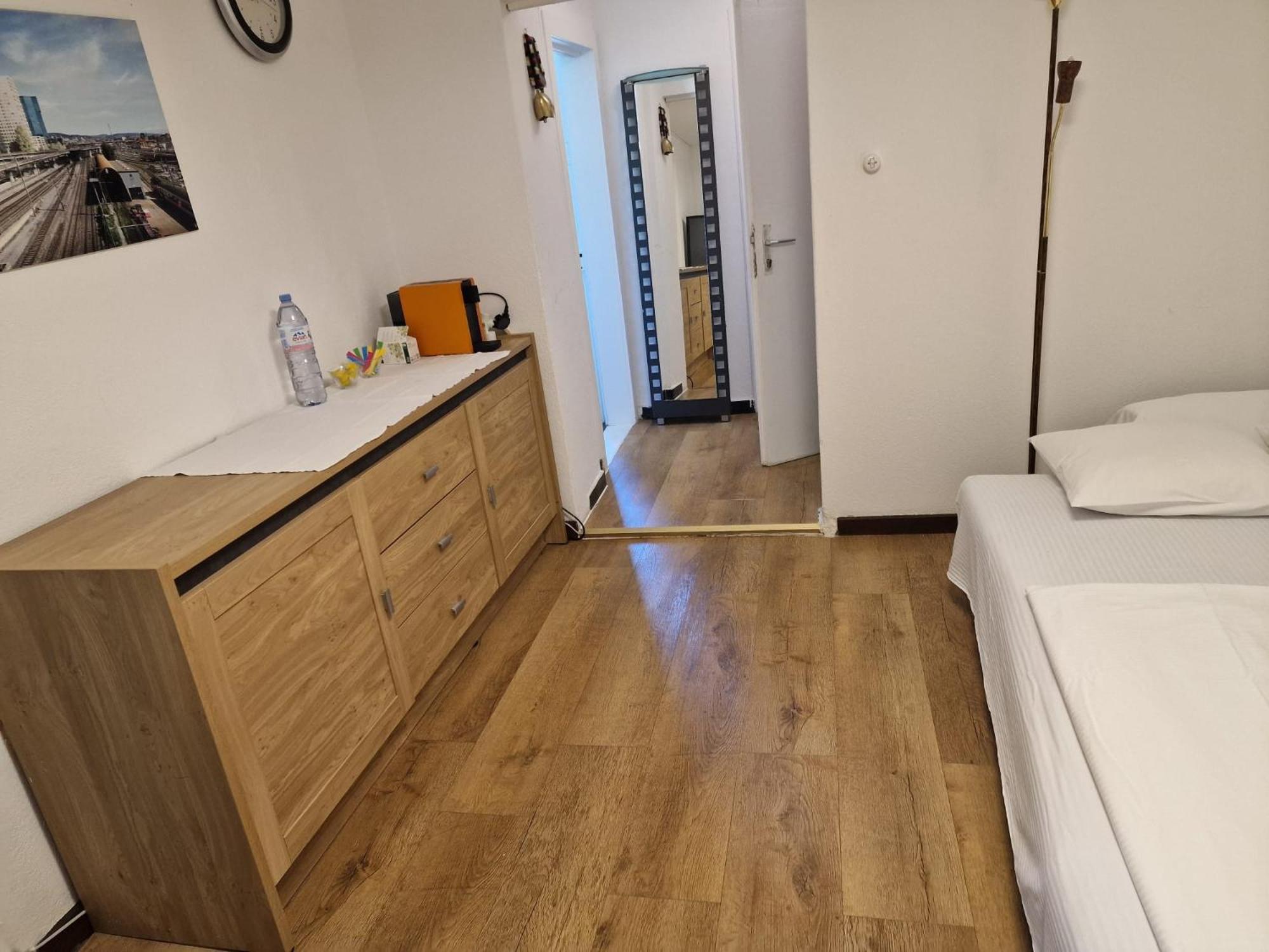 Bastis Central Guesthouse Lucerne City Extérieur photo